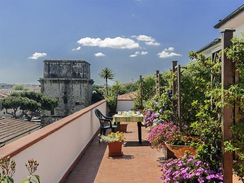 Lupori Hotel 2*