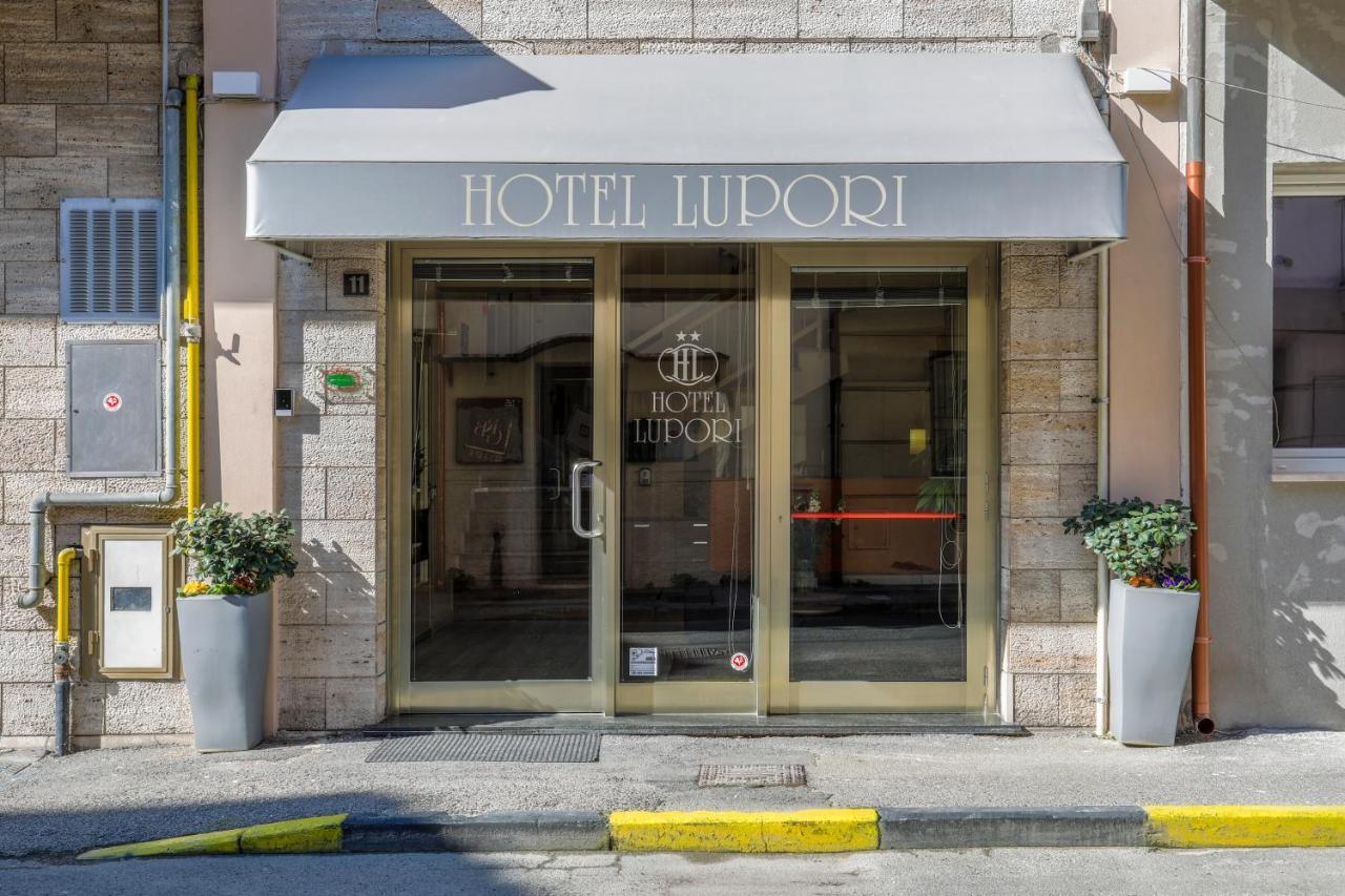 Lupori Hotel 2*