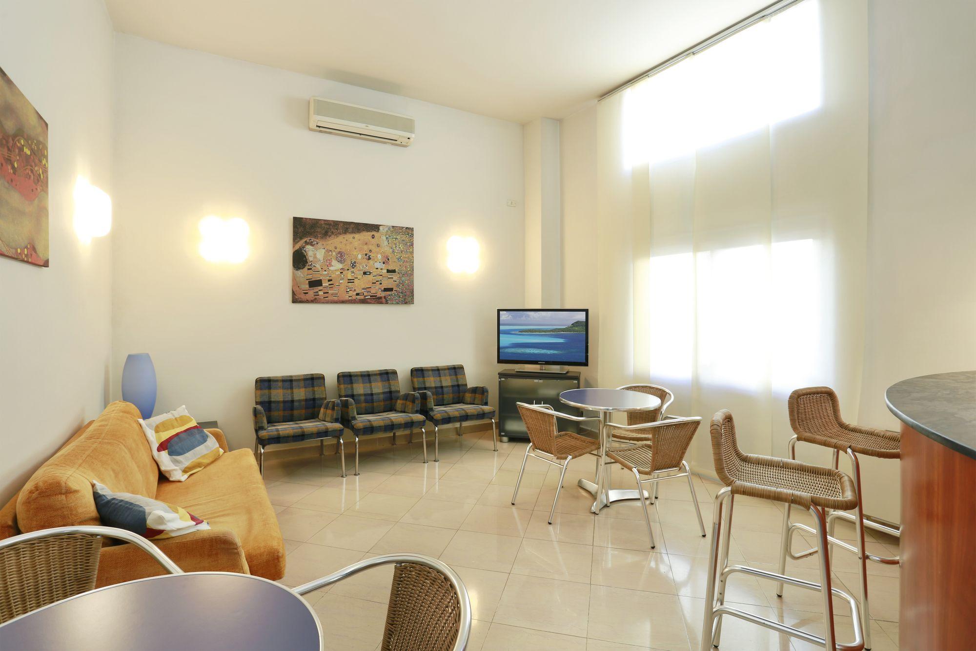 Hotel Lupori 2*